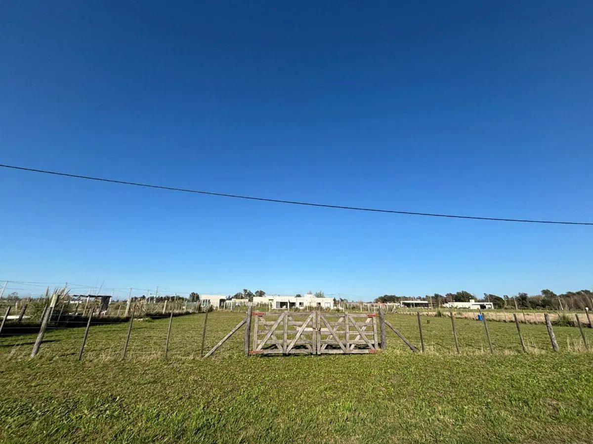 LOTE EN VENTA EN AIRES DE BRAGADO 4