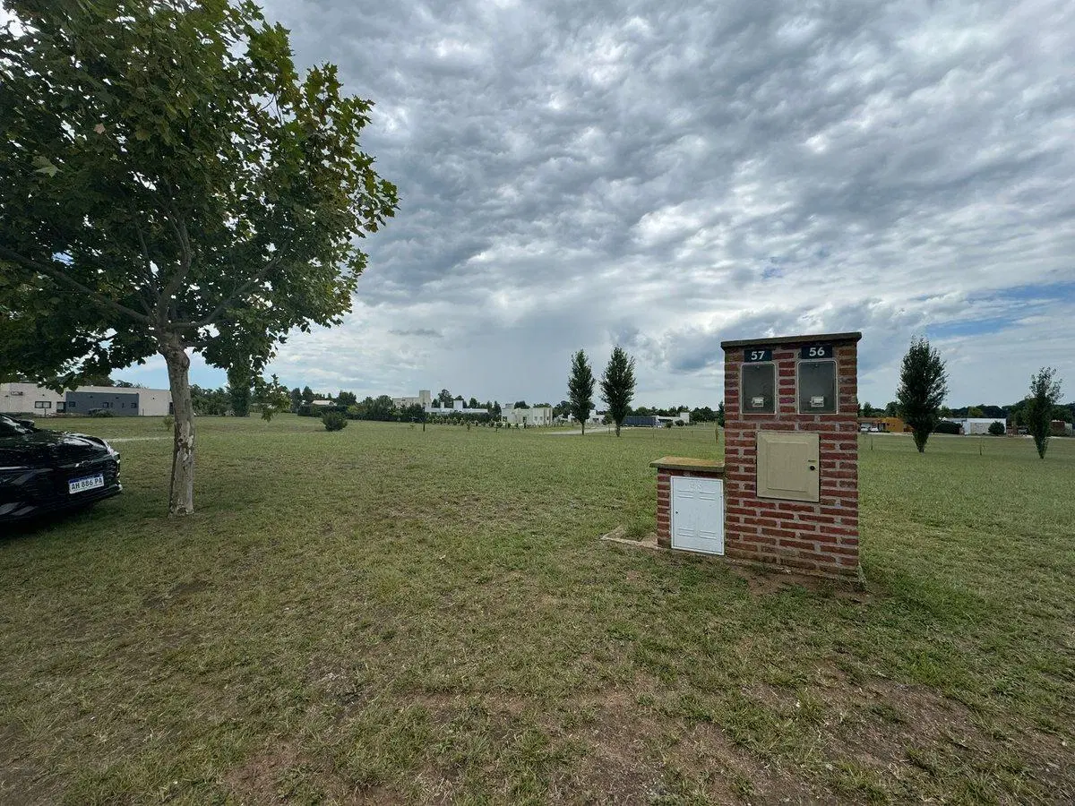 LOTE EN VENTA EN JUNIN 3