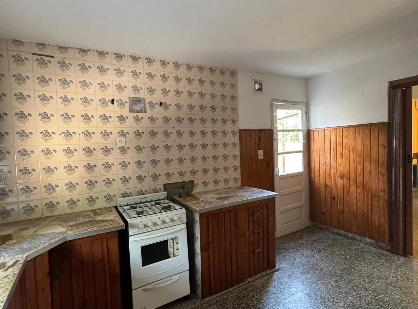 CASA EN VENTA EN FRANCISCO MADERO, PEHUAJO 2