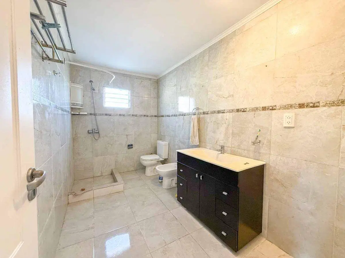 CASA EN VENTA EN PERGAMINO CON AMPLIO PATIO 5