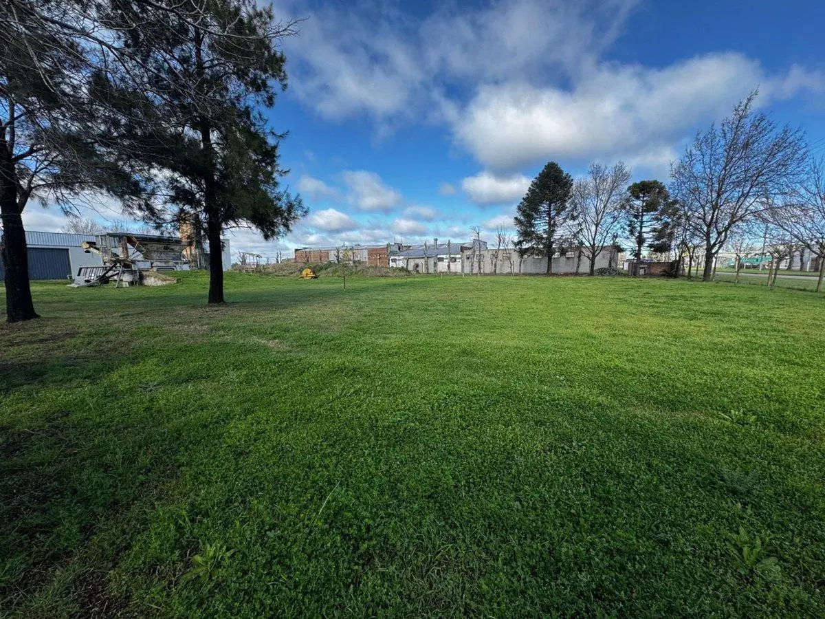 DEPOSITO EN VENTA EN PERGAMINO 5