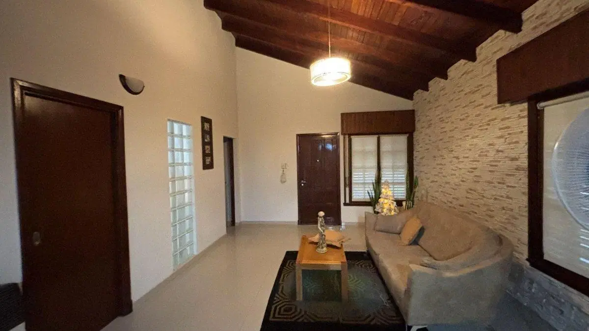 CASA EN VENTA EN BRAGADO 3