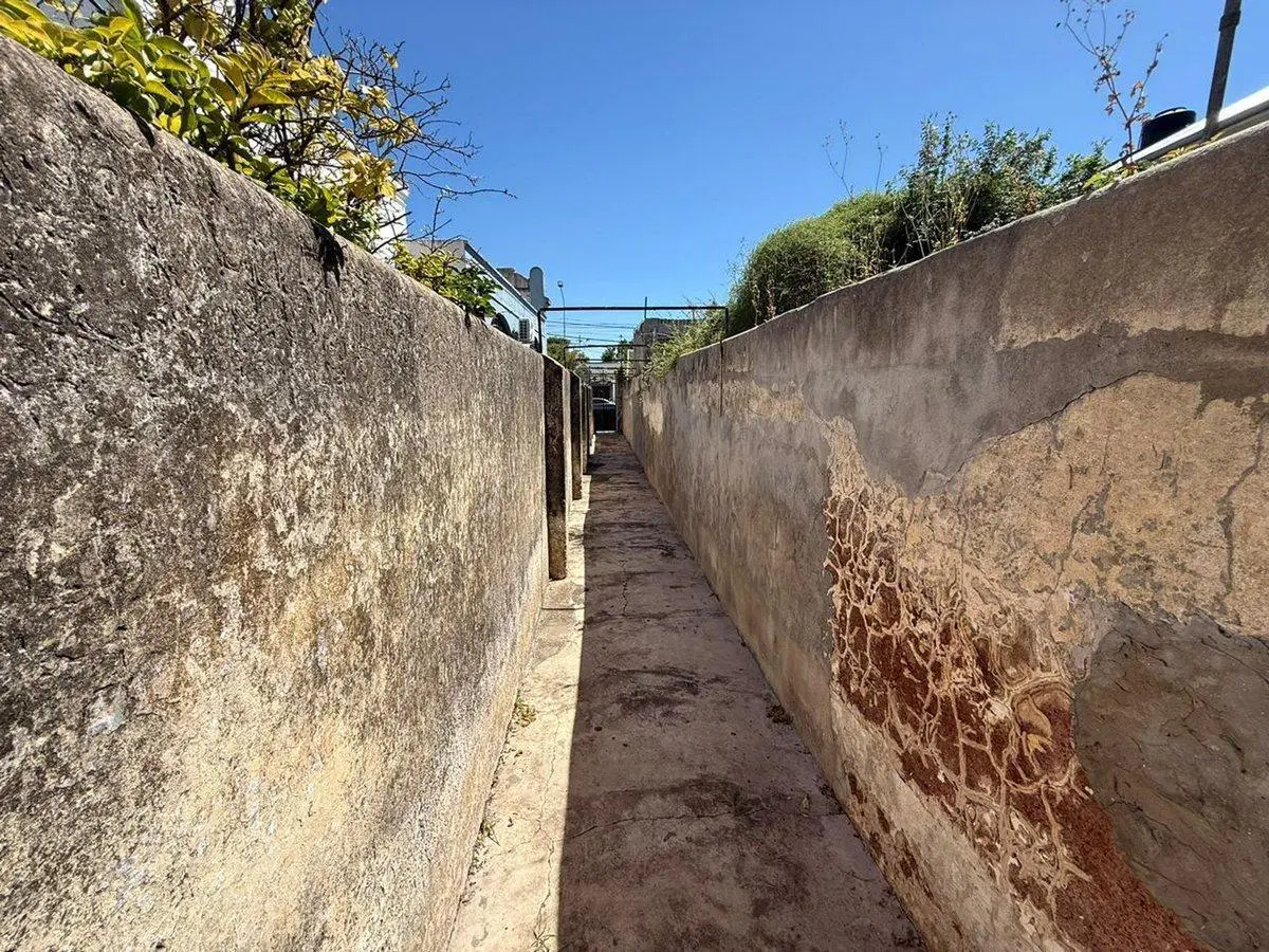 CASA EN VENTA EN PERGAMINO A REFACCIONAR 2