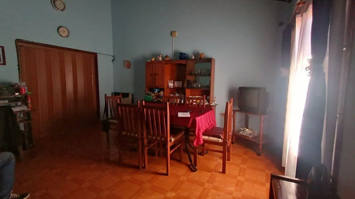 CASA EN VENTA EN PERGAMINO CON PATIO 4
