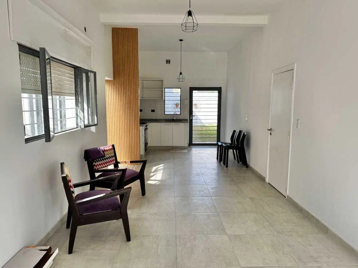 CASA EN VENTA EN PERGAMINO CON GARAGE 5