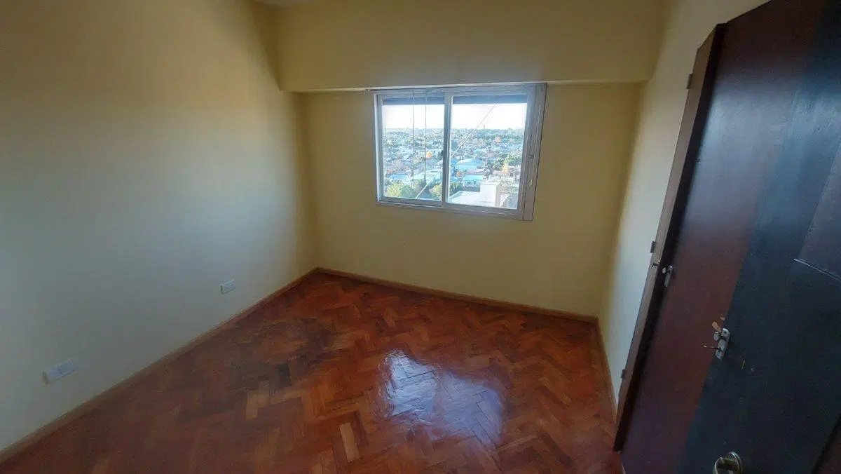 DEPARTAMENTO EN VENTA EN ARRECIFES 4