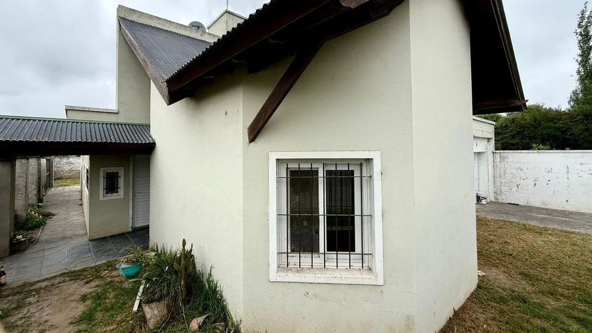 CASA EN VENTA EN PERGAMINO 5