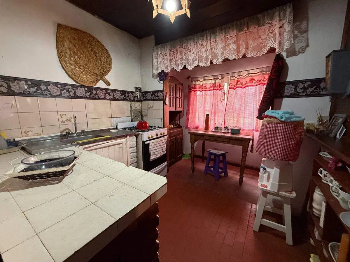 CASA EN VENTA EN PERGAMINO CON PATIO 2