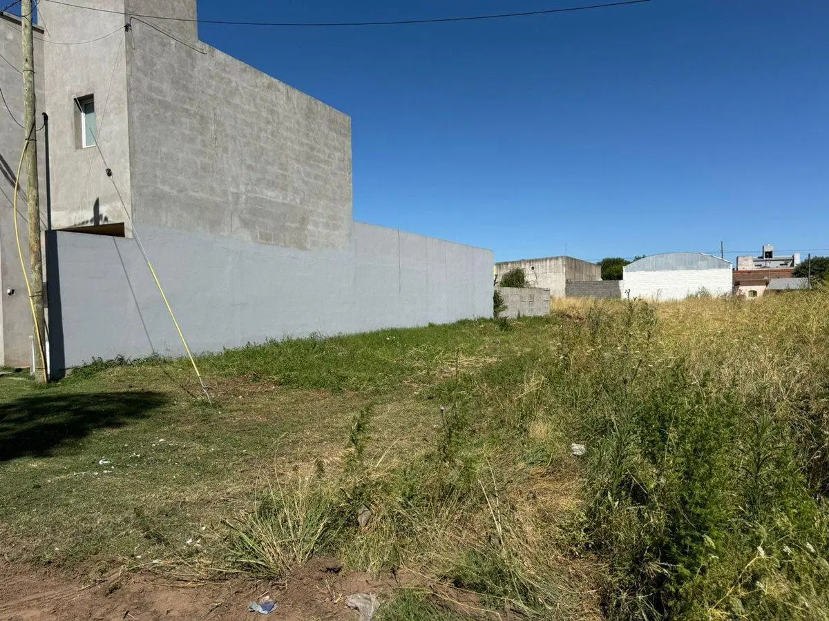 LOTE EN VENTA EN JUNIN 2