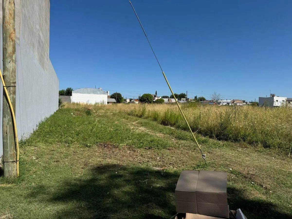 LOTE EN VENTA EN JUNIN 4