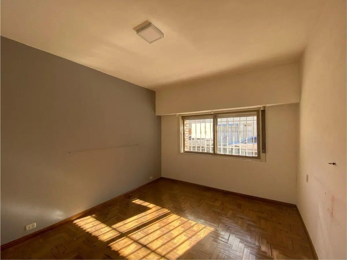 CASA EN VENTA EN PERGAMINO CON PATIO 5