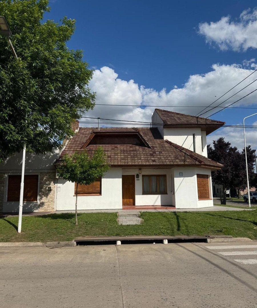 CASA EN VENTA EN PEHUAJO