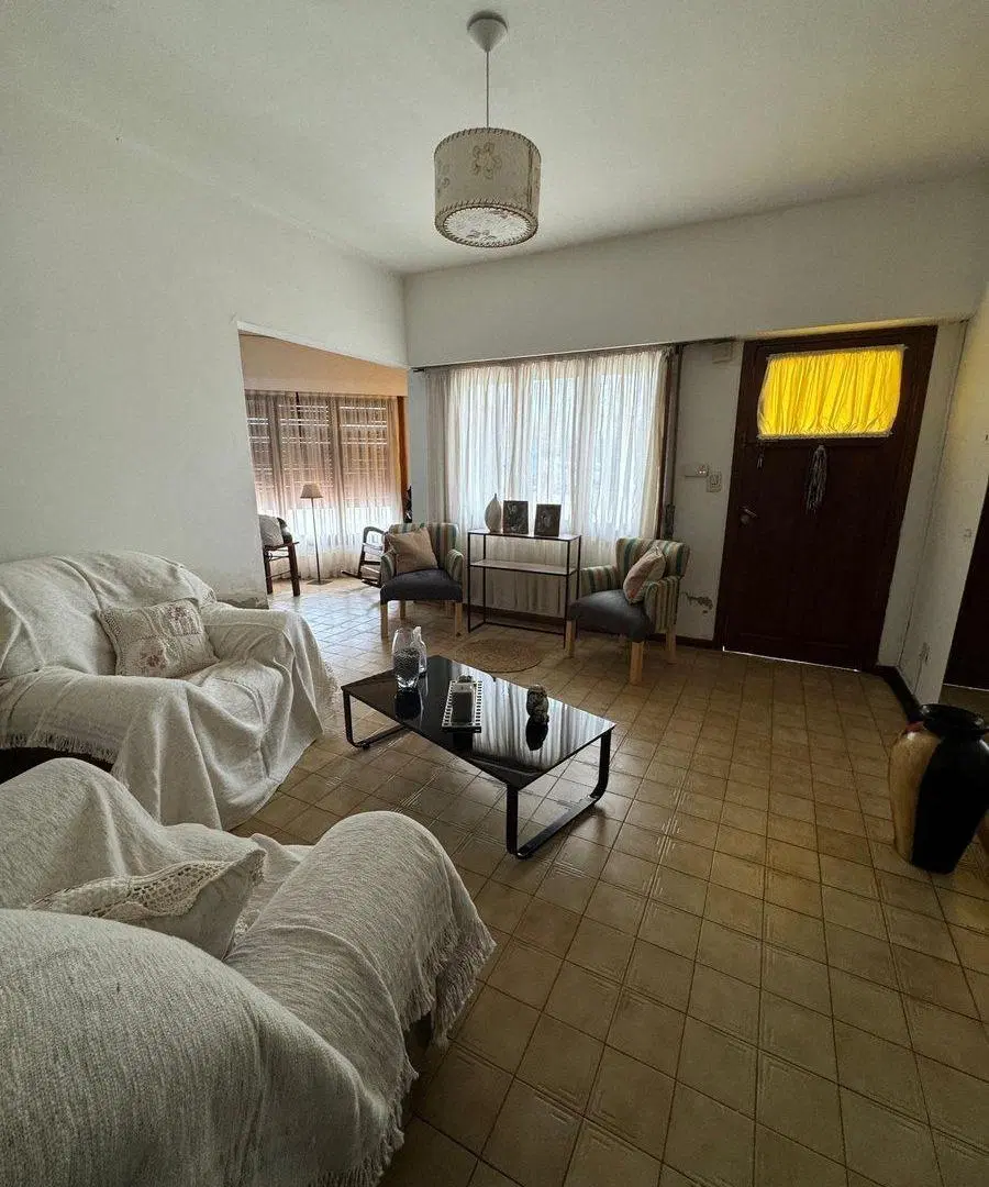 CASA EN VENTA EN PEHUAJO 4