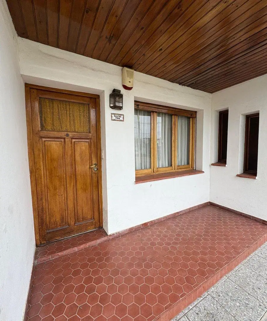 CASA EN VENTA EN PEHUAJO 2