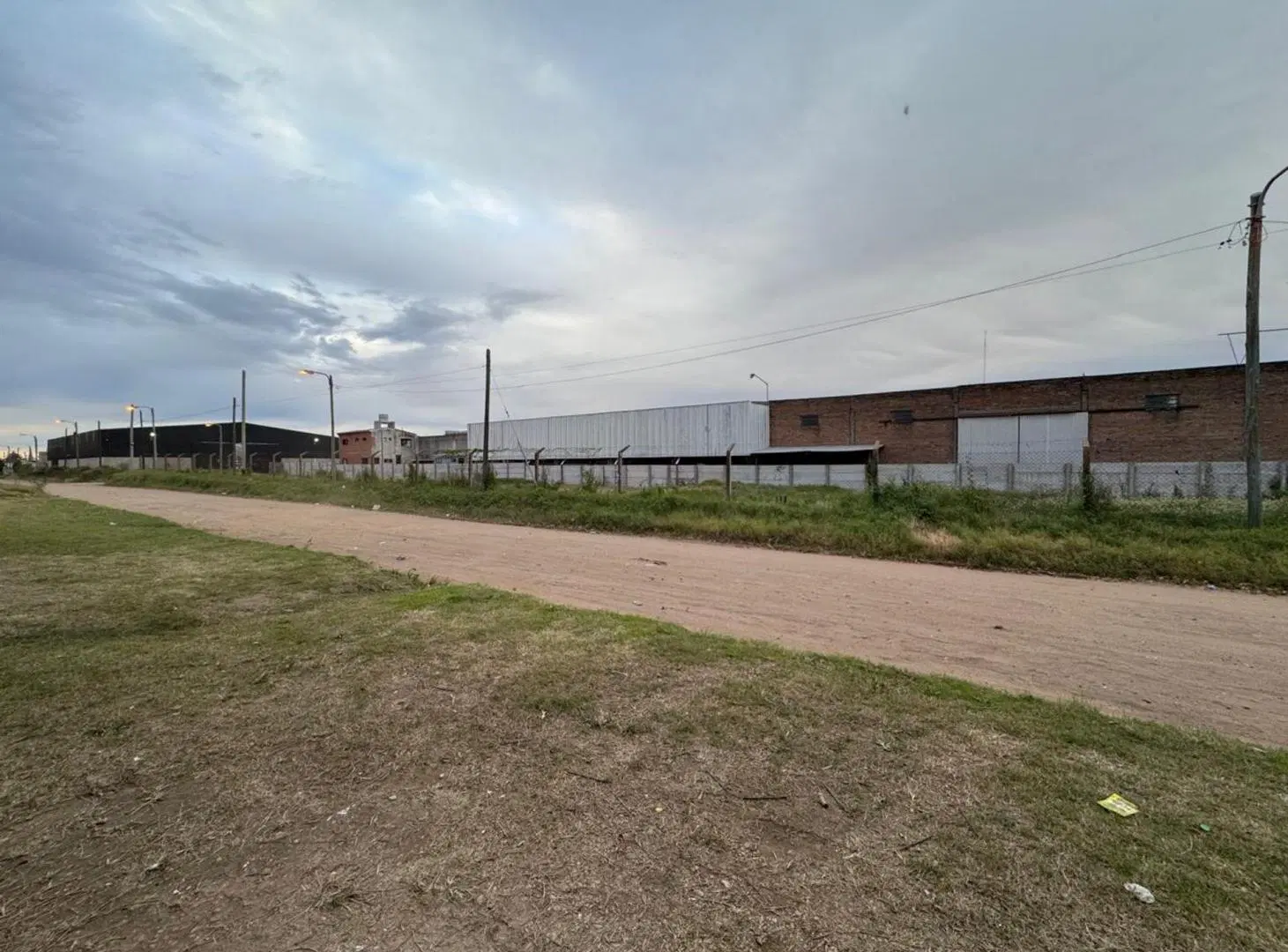 LOTE EN VENTA EN JUNIN 3