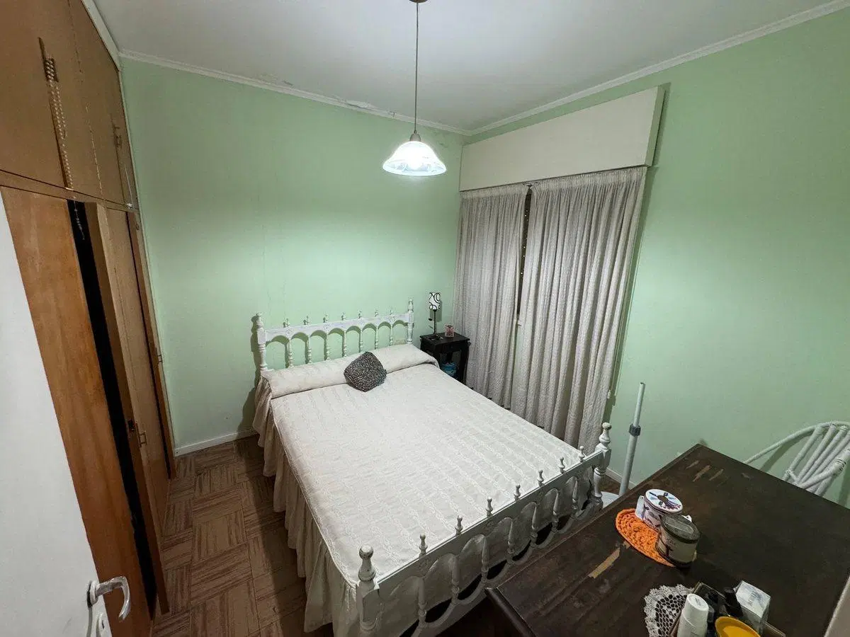 CASA EN VENTA EN PERGAMINO CON PATIO 4