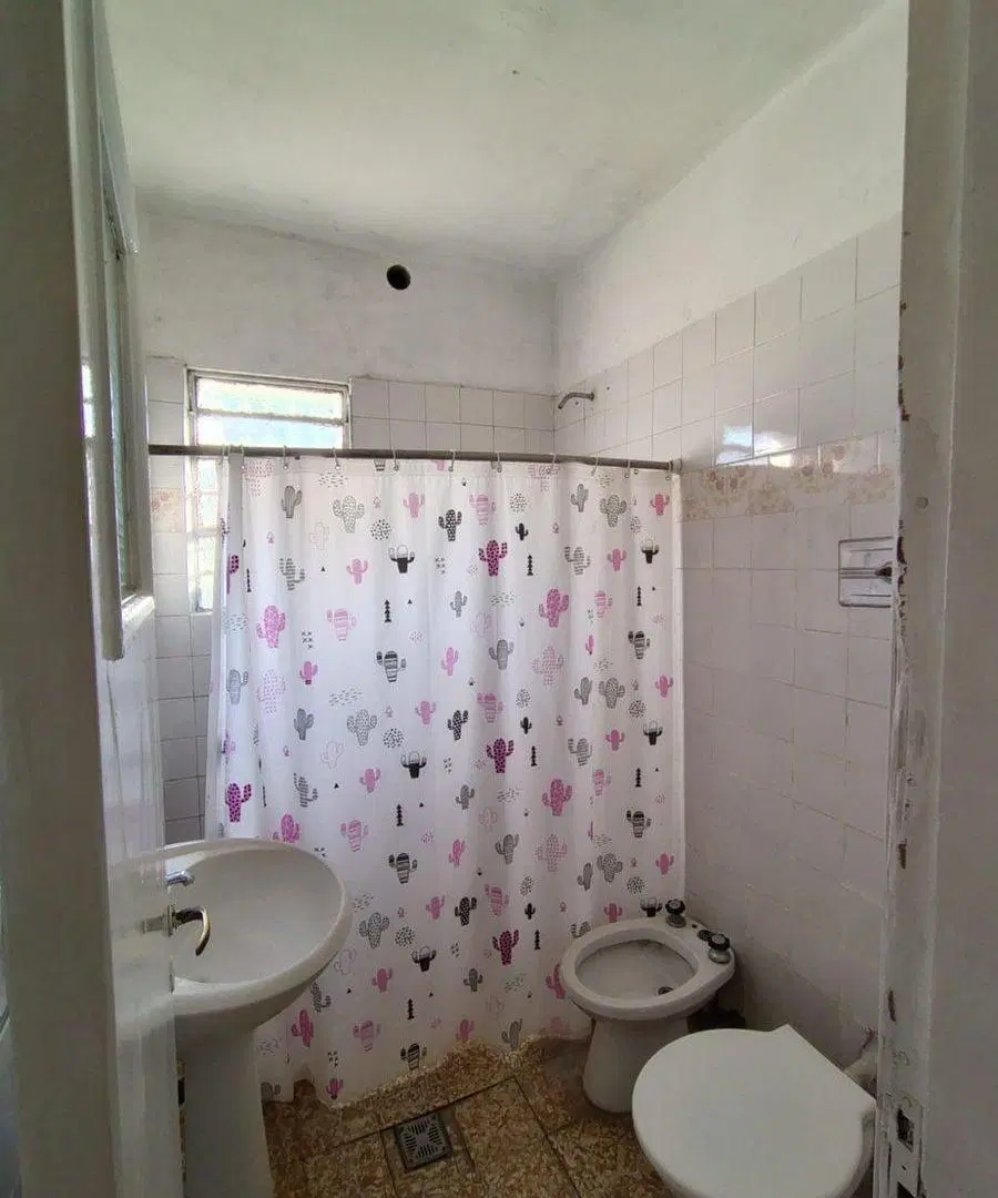 CASA EN VENTA EN PERGAMINO CON PATIO 2