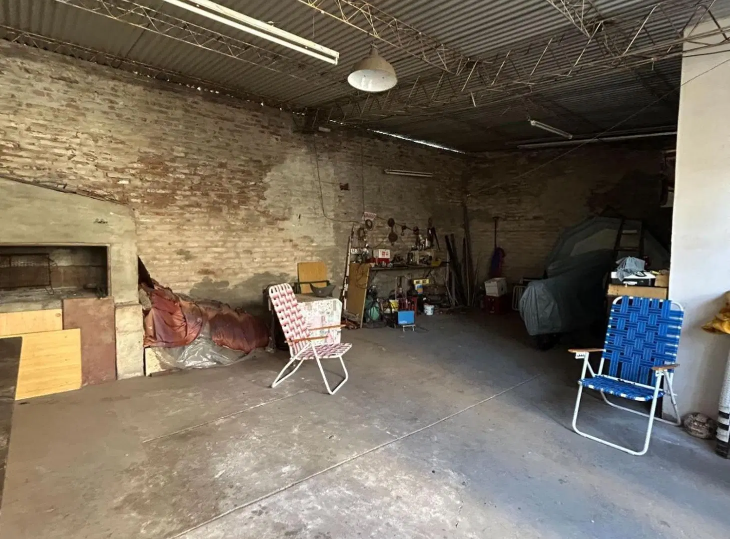 CASA EN VENTA EN PERGAMINO CON GARAJE Y GALPON 3