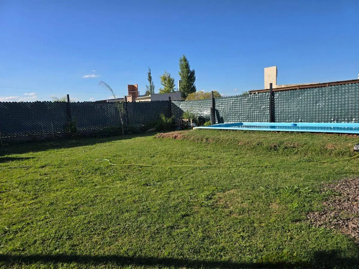 CASA EN VENTA EN URQUIZA 8