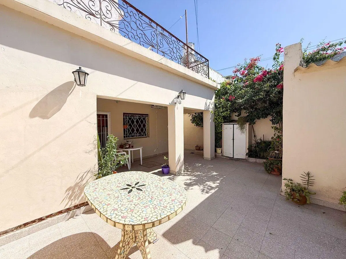 CASA EN VENTA EN PERGAMINO EN ZONA CENTRICA 3