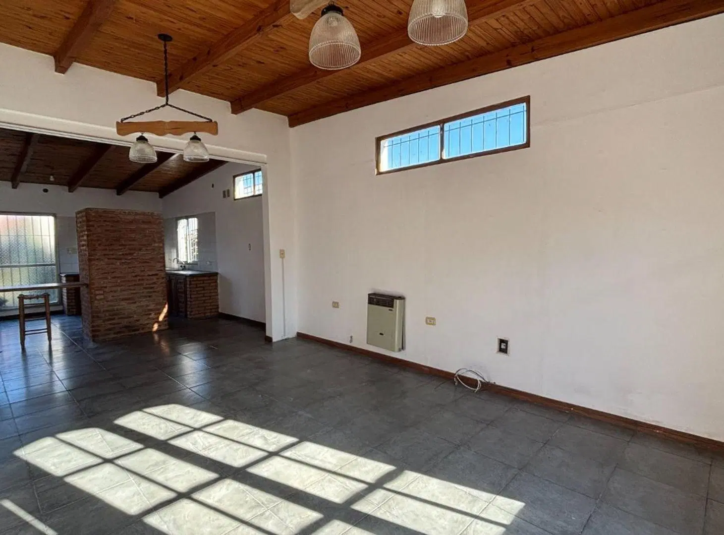 QUINTA EN VENTA EN BRAGADO CON PILETA 4