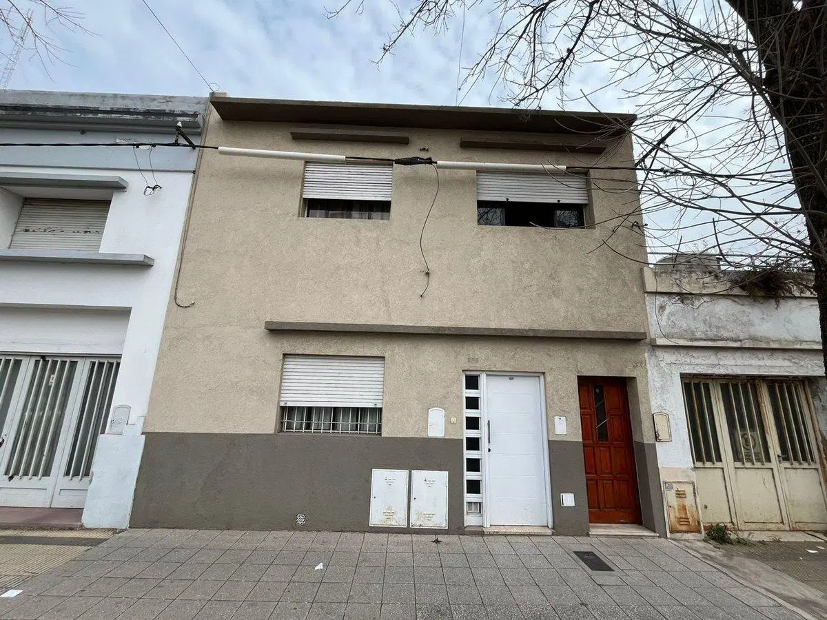 PH EN VENTA EN PERGAMINO ZONA CENTRO 2