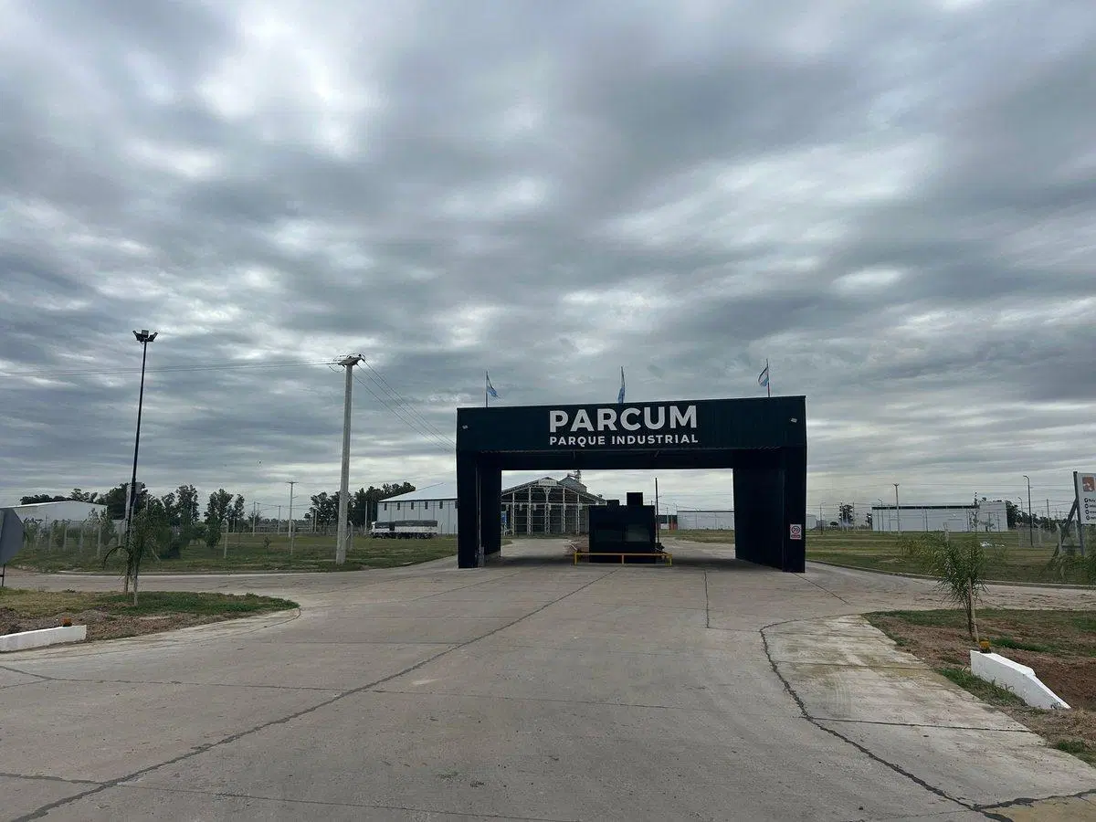 LOTE INDUSTRIAL EN VENTA EN PERGAMINO 2