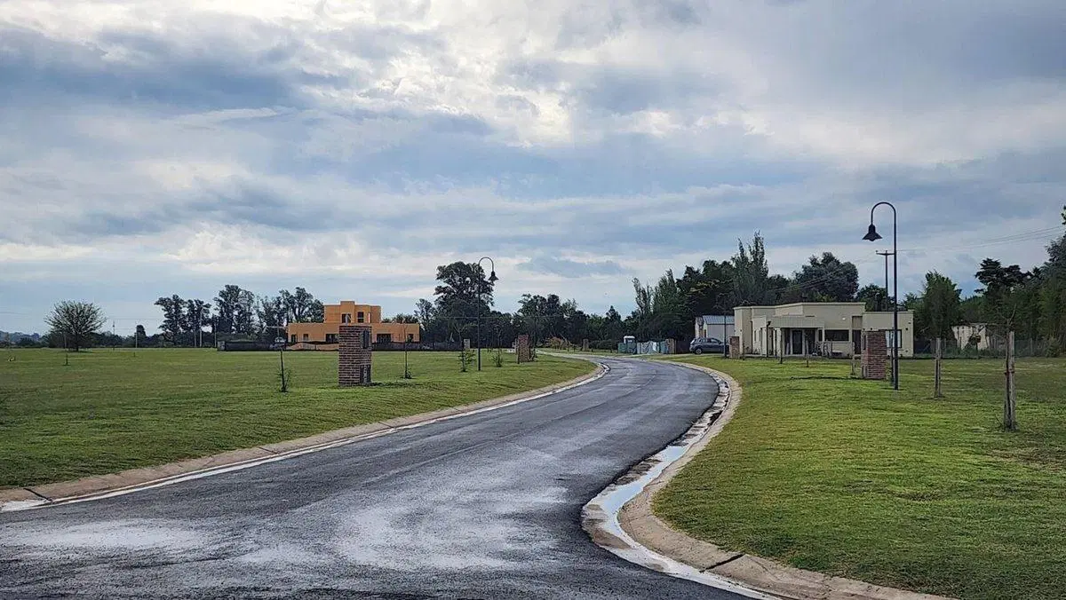 LOTE EN VENTA EN PERGAMINO 5