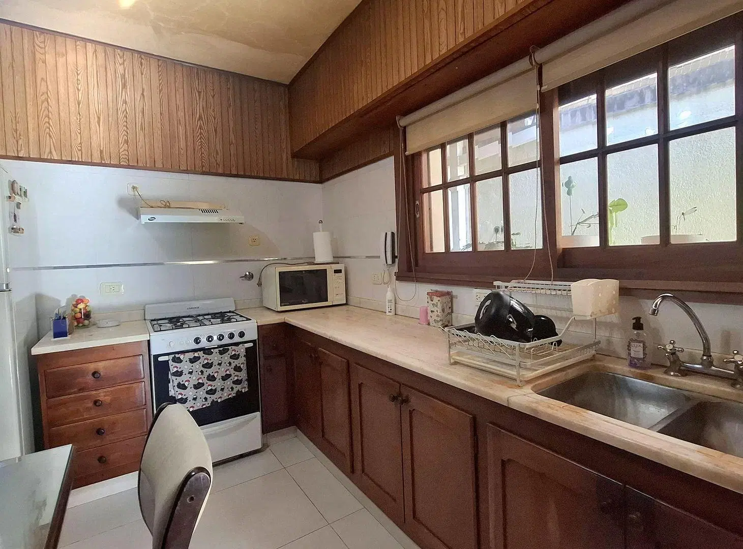 CASA EN VENTA EN PEHUAJO CON PILETA 3