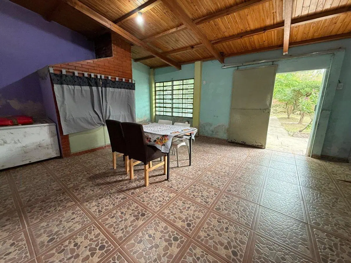 CASA EN VENTA EN PERGAMINO CON PATIO 5