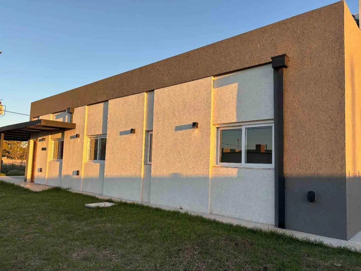 CASA EN VENTA EN BRAGADO A ESTRENAR 4
