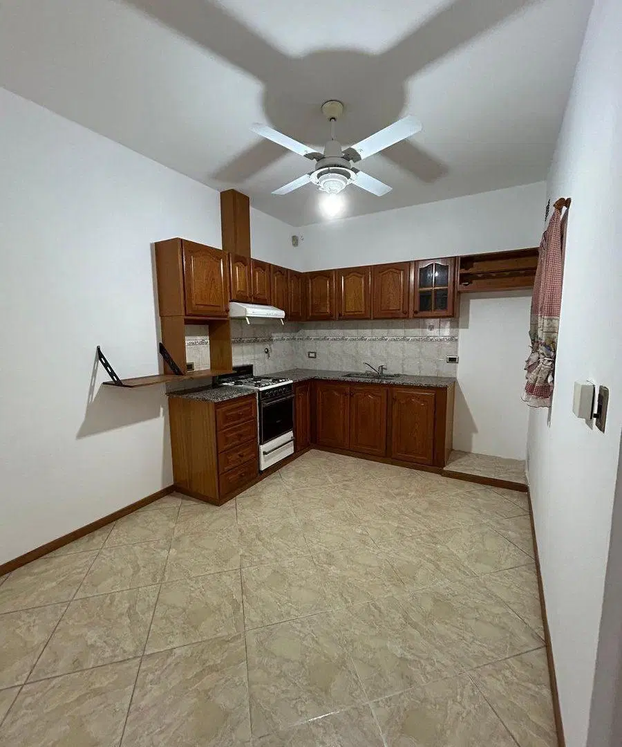 CASA EN VENTA EN PERGAMINO 4