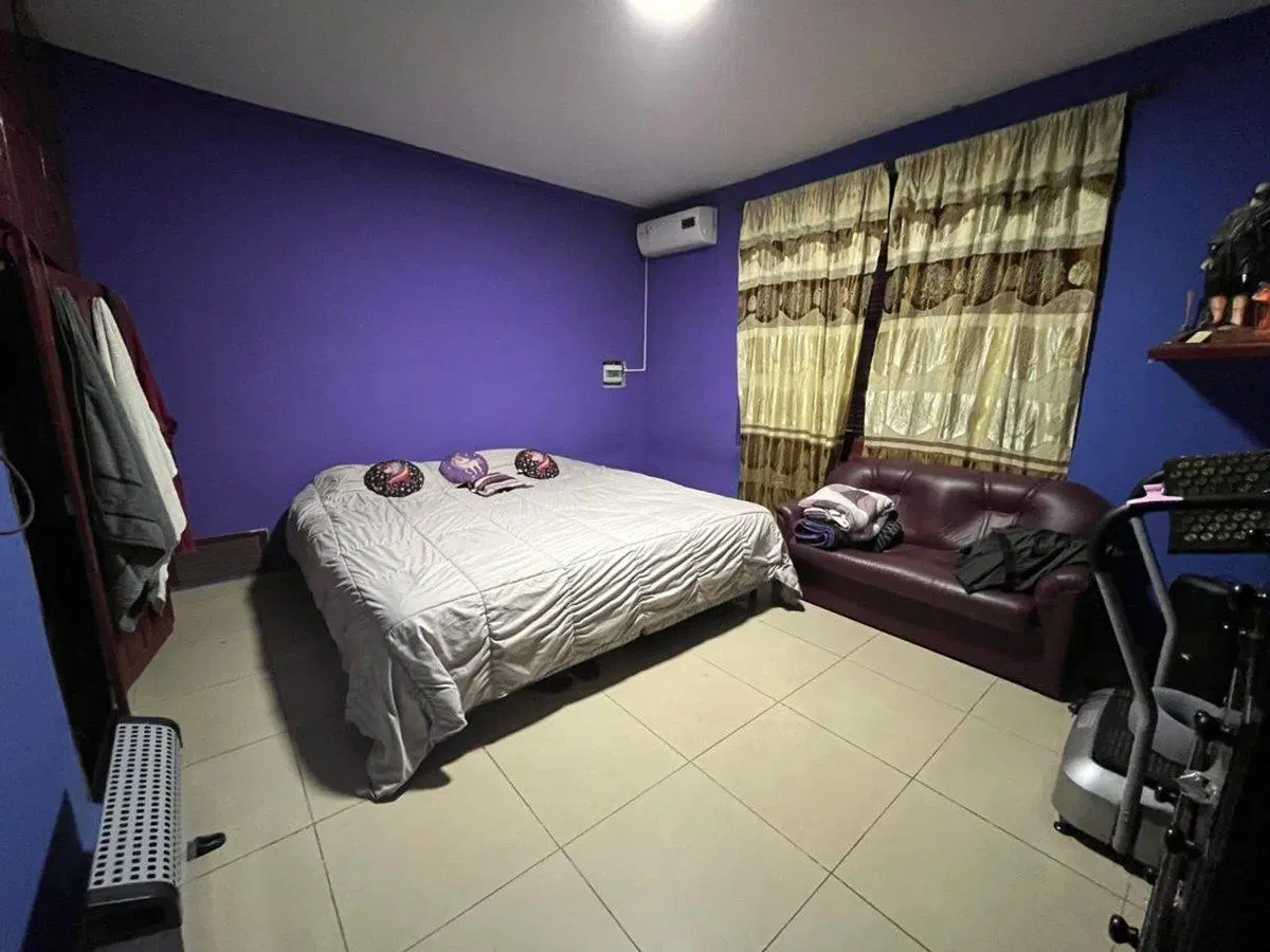 CASA EN VENTA EN PERGAMINO CON PATIO 5