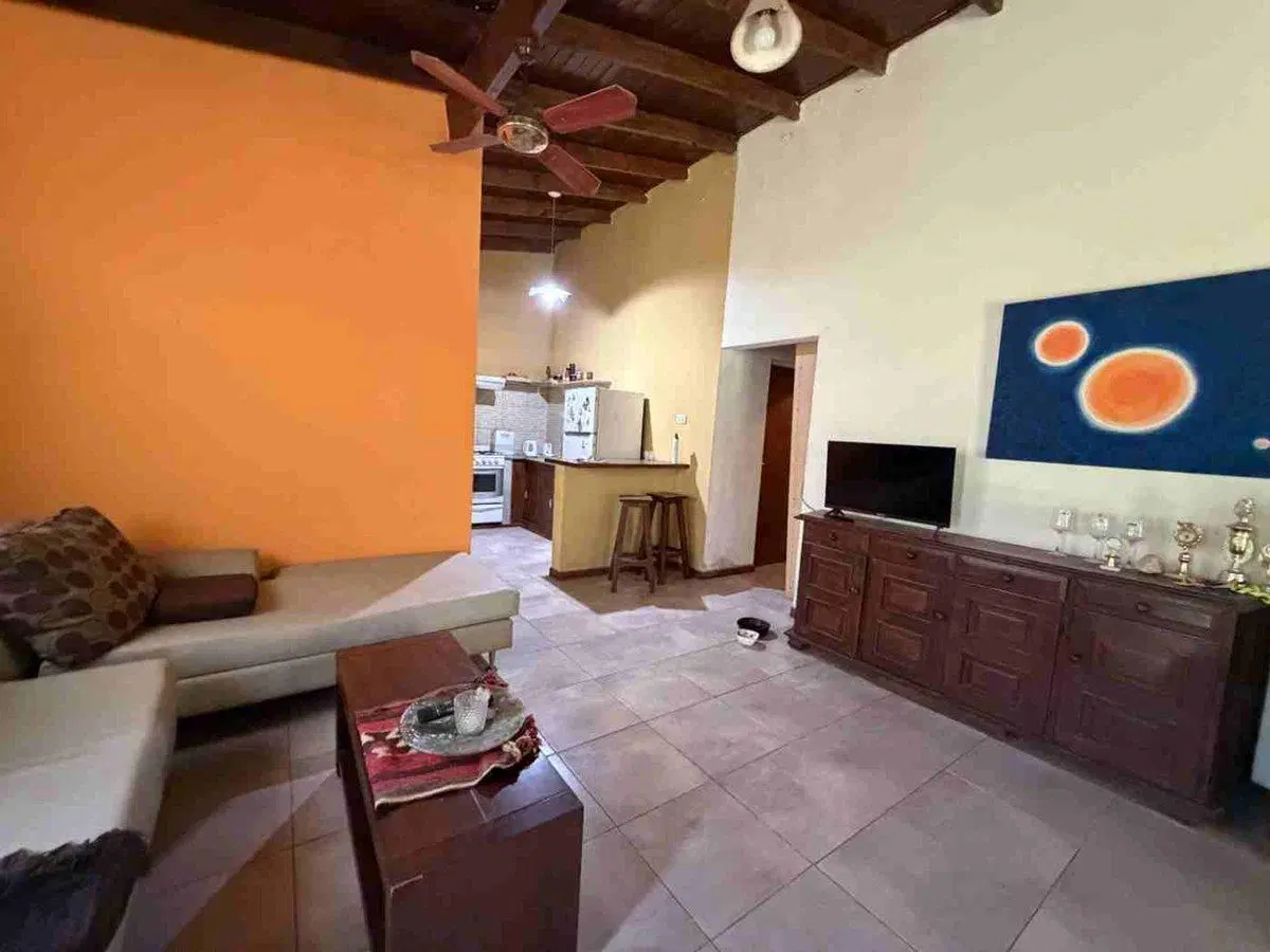 CASA QUINTA EN VENTA EN PERGAMINO CON PILETA 2