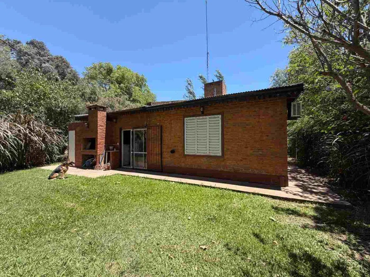 CASA QUINTA EN VENTA EN PERGAMINO CON PILETA 5