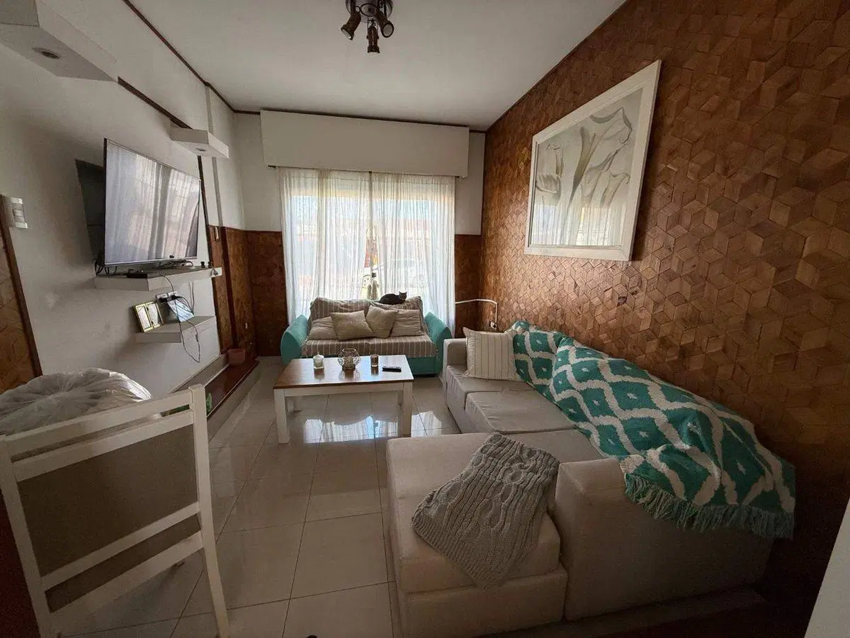 CASA EN VENTA EN PERGAMINO CON PATIO Y PILETA 4
