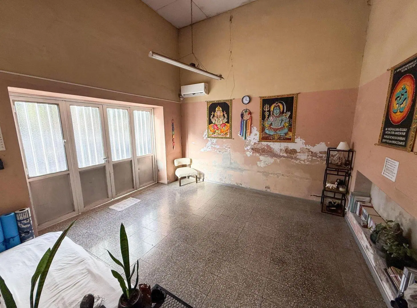CASA EN VENTA EN EL CENTRO DE PERGAMINO CON PATIO 3