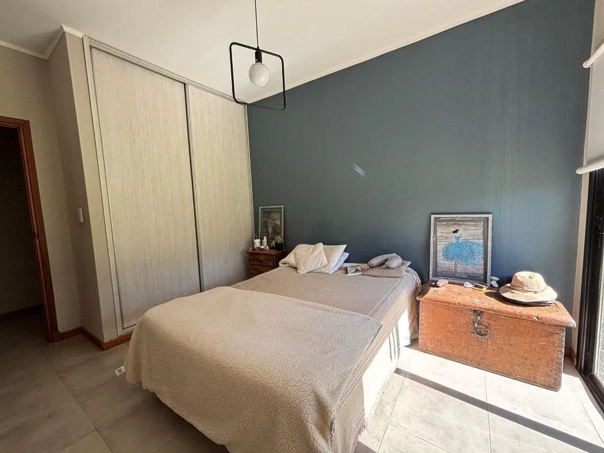 CASA EN VENTA EN BRAGADO CON PILETA 3