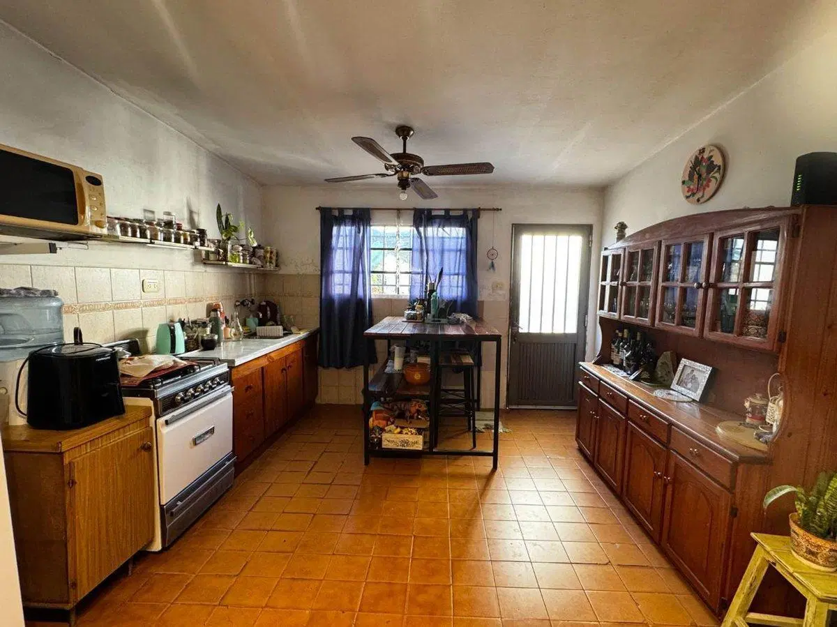 CASA EN VENTA EN PERGAMINO CON PATIO 2