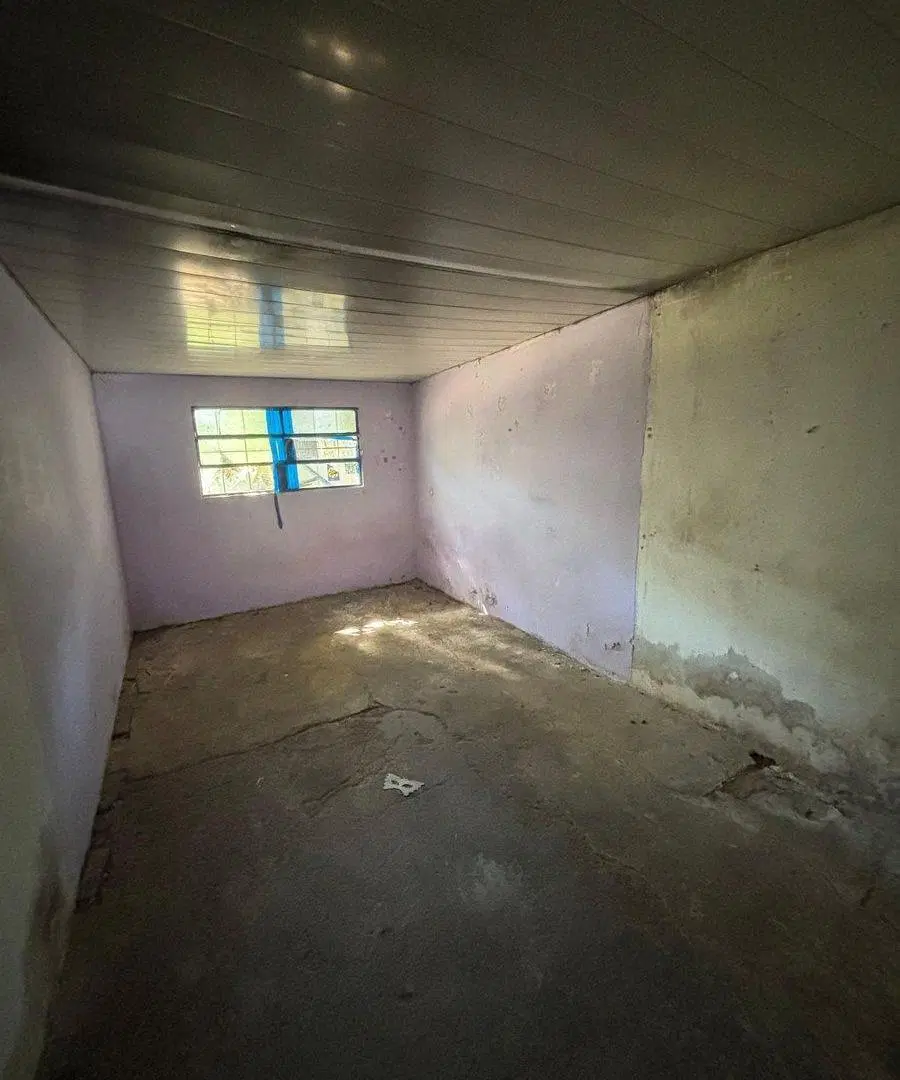CASA EN VENTA EN PERGAMINO A REFACCIONAR 4