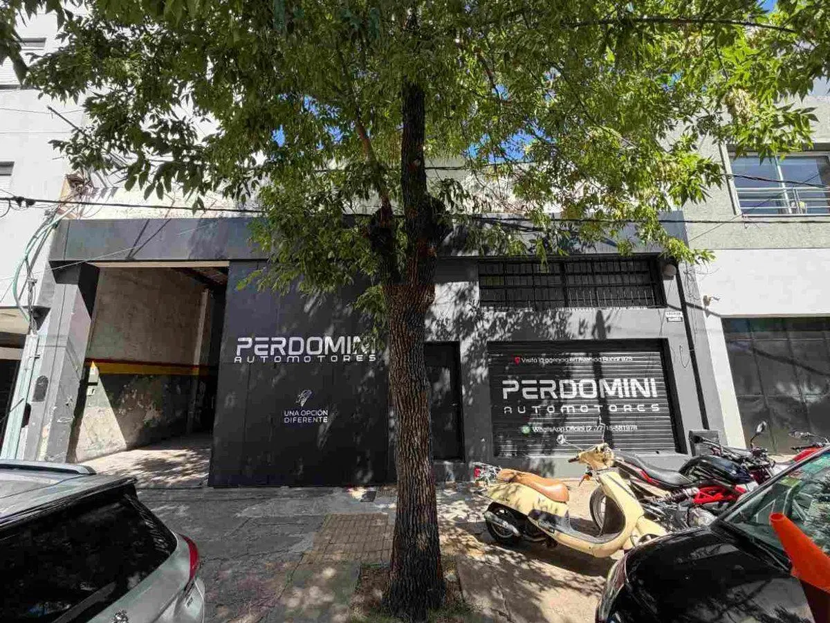 GALPÓN CON LOCAL EN VENTA EN PERGAMINO 2