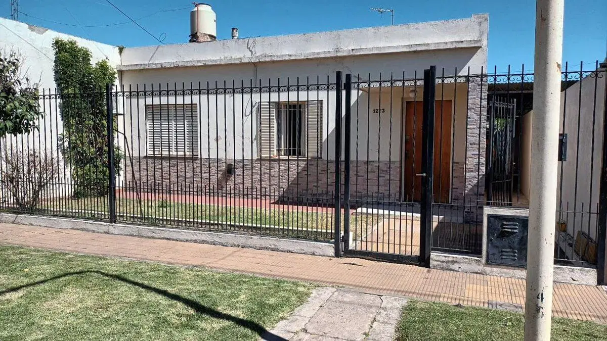 CASA EN VENTA EN PERGAMINO 5