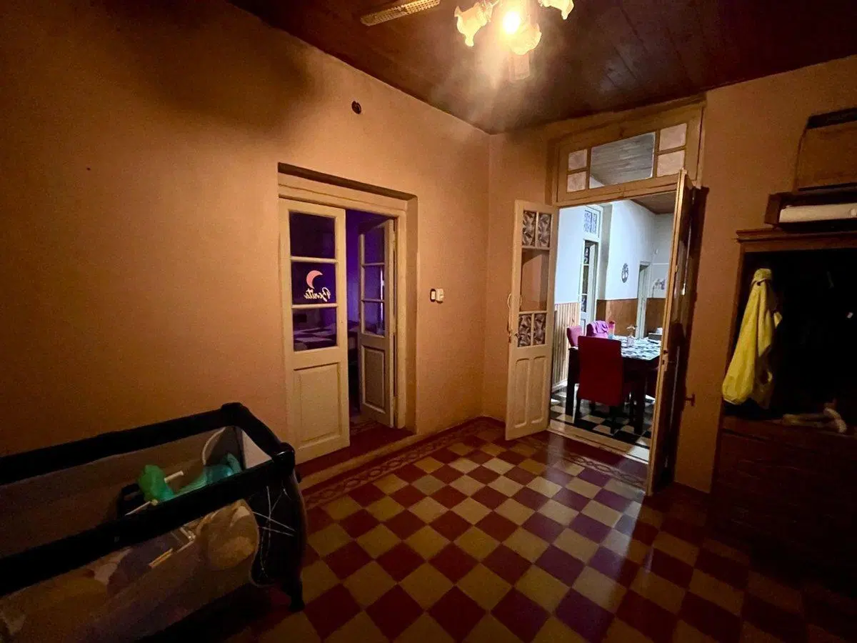CASA EN VENTA EN ROJAS CON PATIO 2