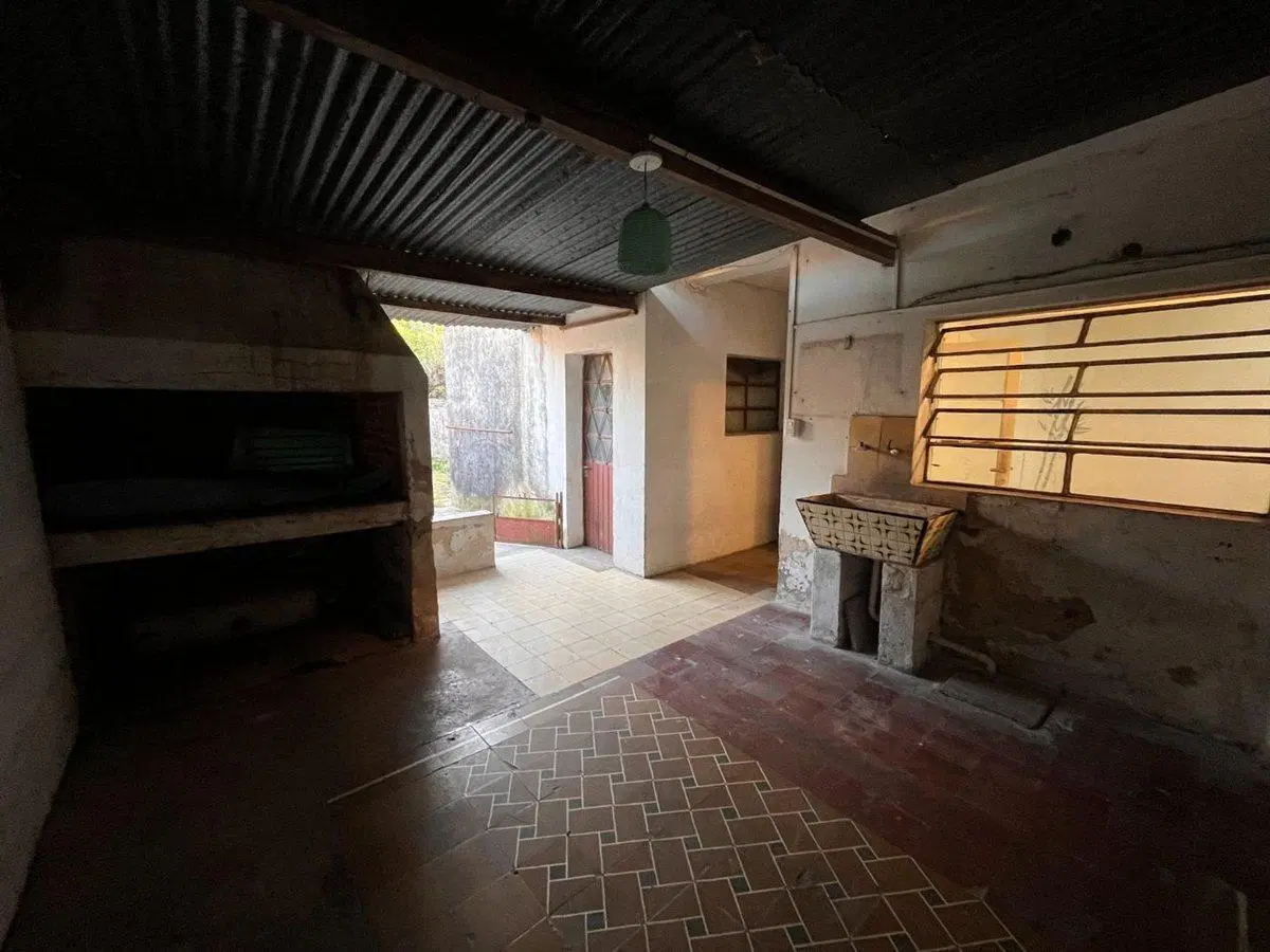 CASA EN VENTA EN COLON CON PILETA 2