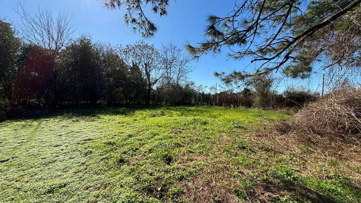 TERRENO EN VENTA EN BRAGADO CON CASA A REFACCIONAR 4