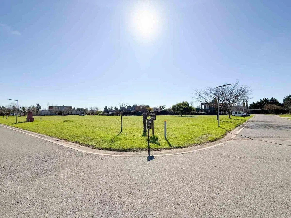 TERRENO EN VENTA EN PERGAMINO EN BARRIO CERRADO 5