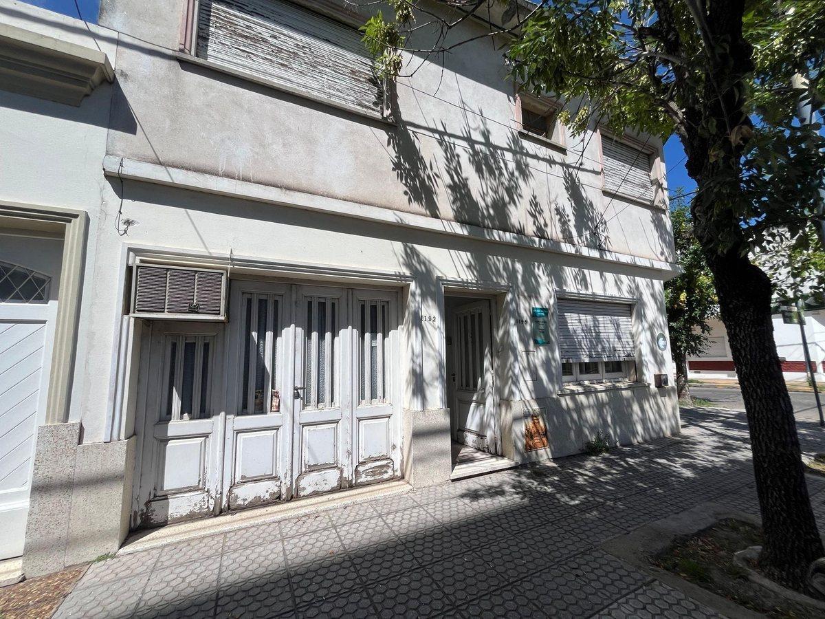 CASA EN VENTA EN PERGAMINO ZONA CENTRICA