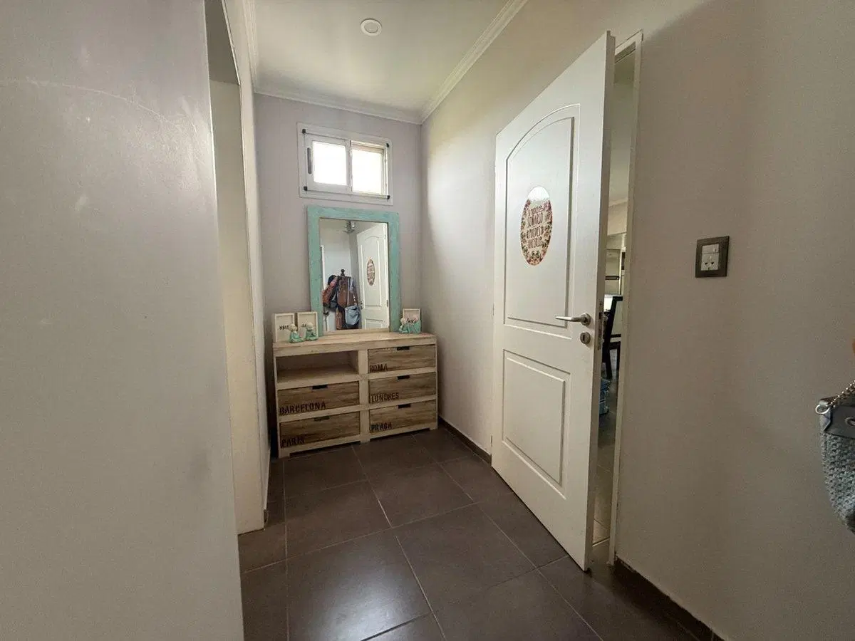 CASA EN VENTA EN MANUEL OCAMPO CON PILETA 3