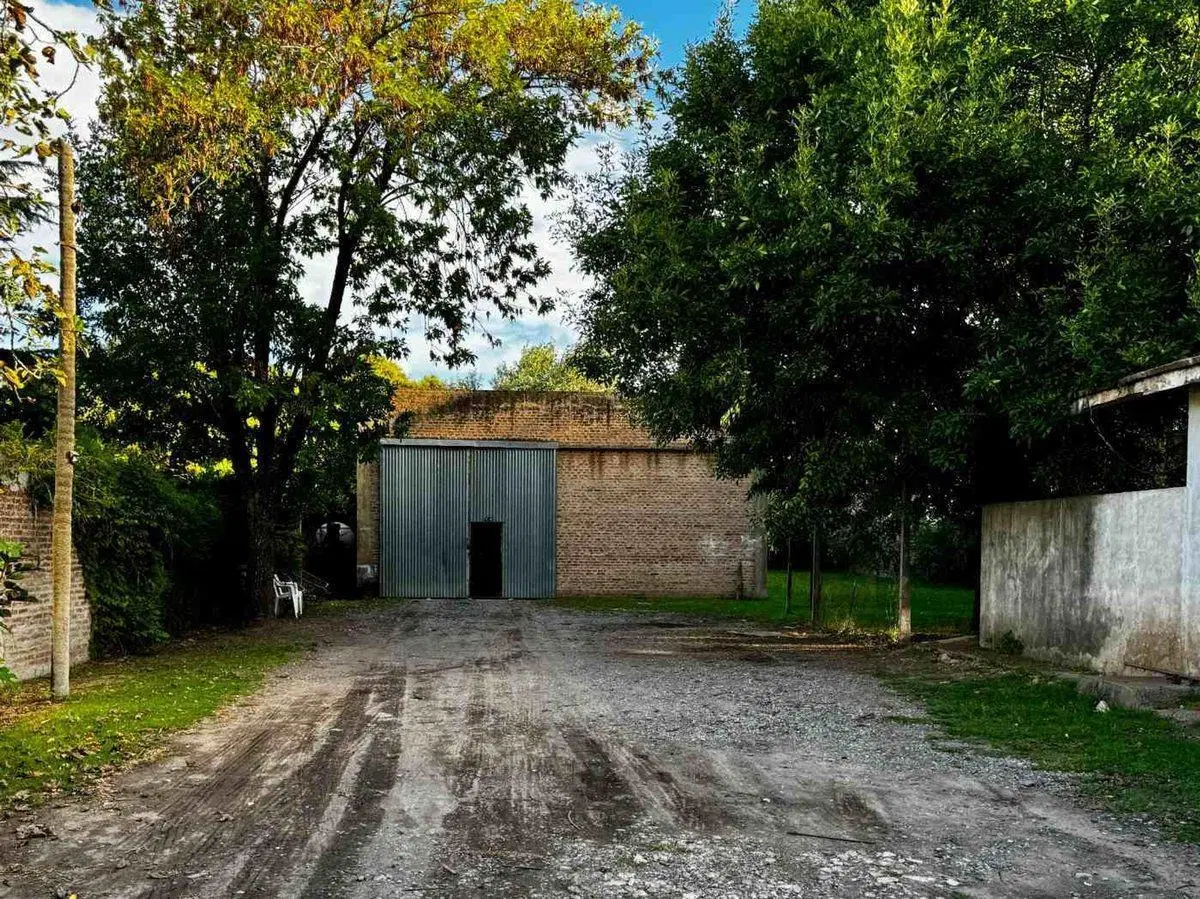 GALPON Y CASA VENTA EN PERGAMINO 2