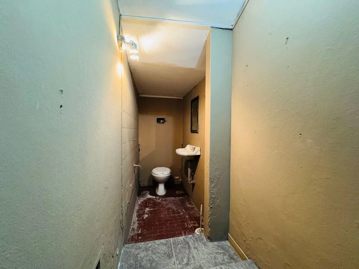 LOCAL EN VENTA EN PERGAMINO ZONA CENTRO 5